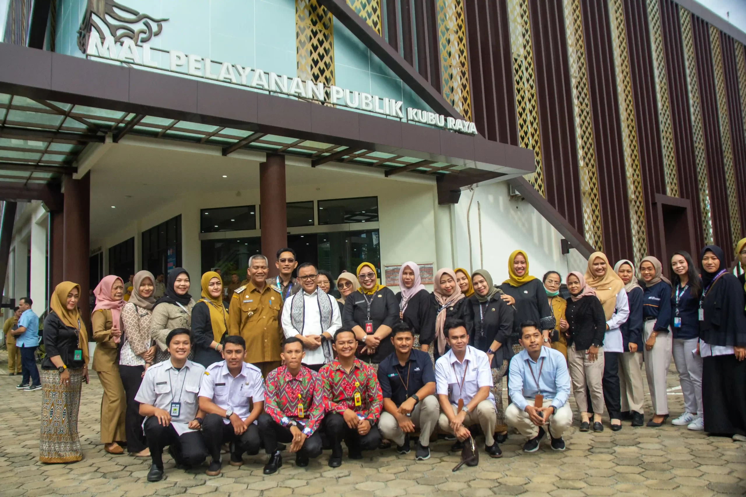 Kunjungan Menteri PAN-RB Republik Indonesia Meninjau Mall Pelayanan Publik (MPP) Kabupaten Kubu Raya